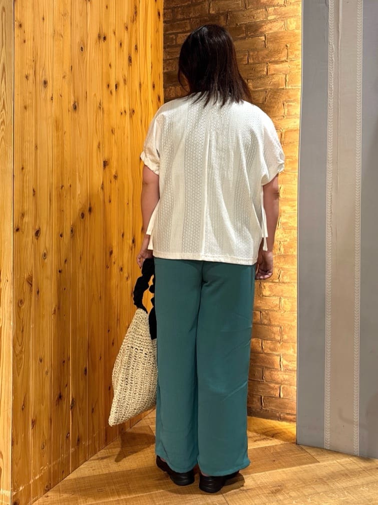 ゆかぴさんの「SHOO･LA･RUE｜◆【洗える/S-LL】色違いで揃えたい テレコリブタンクトップ」を使ったコーディネート