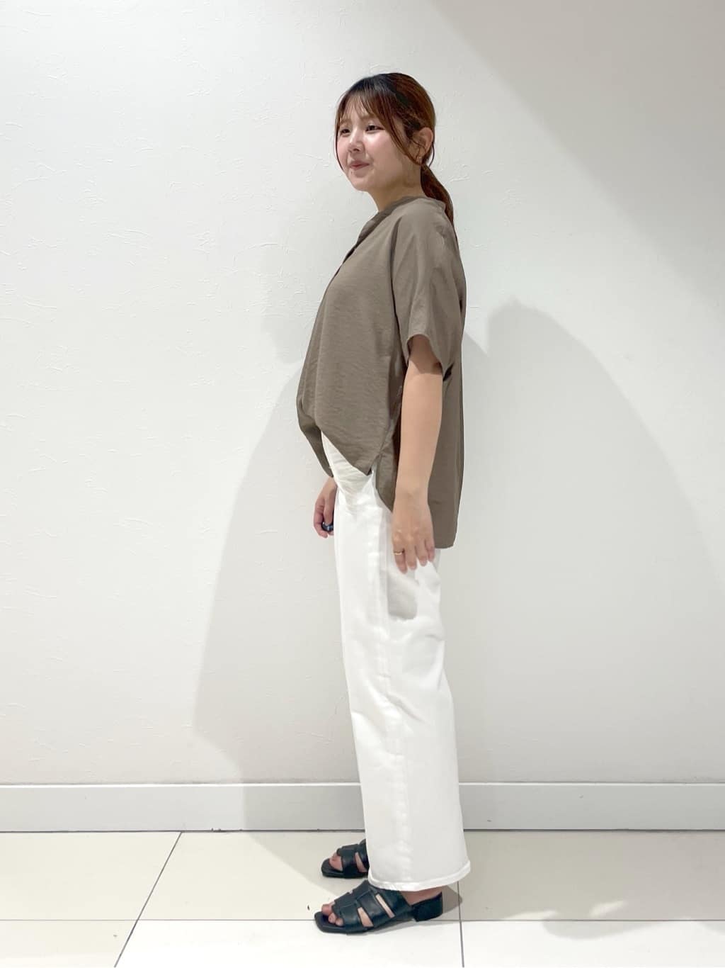 YUUKIさんの「INDIVI｜◆【洗える／UVケア／SETUP可能】スキッパードルマンブラウス」を使ったコーディネート