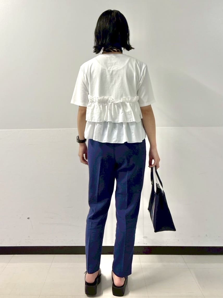 づっきーさんの「OPAQUE.CLIP｜◆ダブルフリルデザイントップス【洗濯機洗い可】」を使ったコーディネート