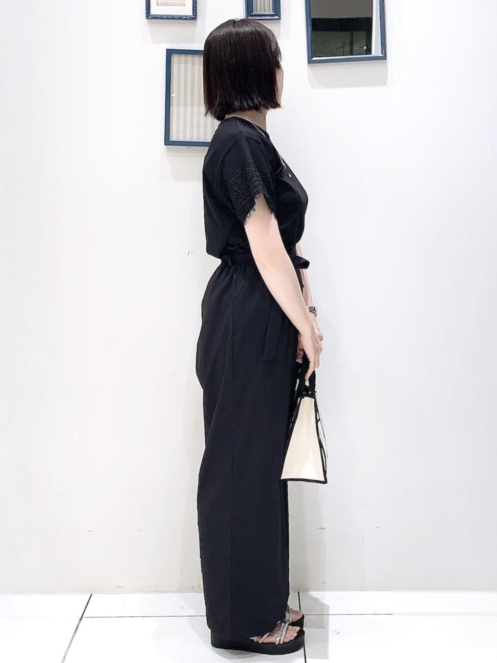 まぁさんさんの「grove｜【洗える/二の腕カバー】上品なレースで叶える、きちんと見えの夏Tシャツ」を使ったコーディネート