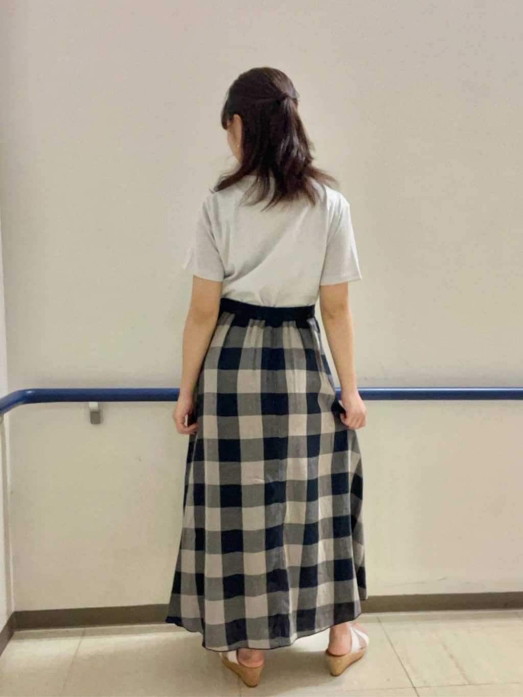 あもさんの「SHOO･LA･RUE｜【S-LL】大人のラメ感 テレコ半袖トップス」を使ったコーディネート