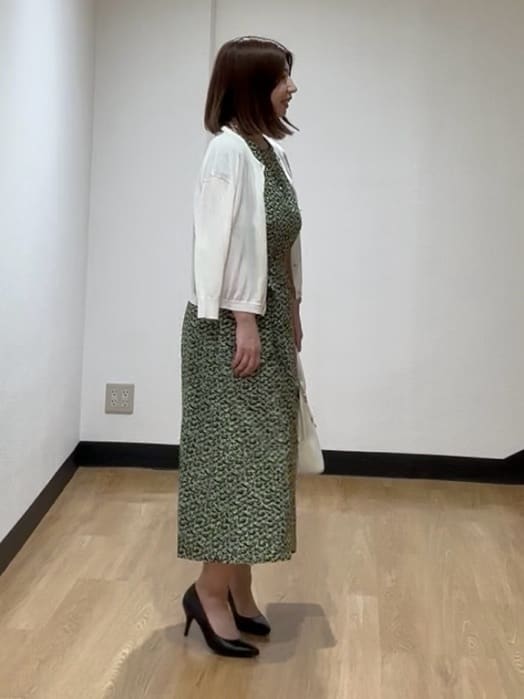 MIKIKOさんの「UNTITLED｜◆【短丈/シアー/洗える】ドルマンスリーブカーディガン」を使ったコーディネート