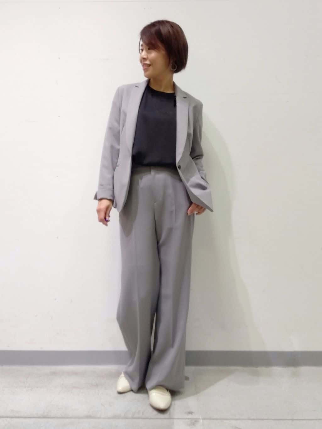 Kさんの「INDIVI｜【定番スーツ／UVケア／洗える】ウール調テーラードジャケット」を使ったコーディネート