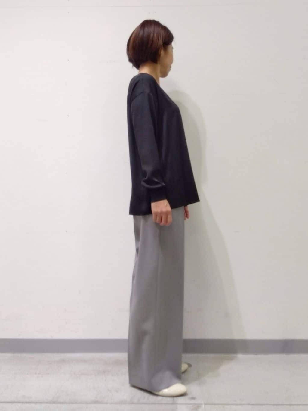 Kさんの「INDIVI｜【定番スーツ／UVケア／洗える】ウール調テーラードジャケット」を使ったコーディネート