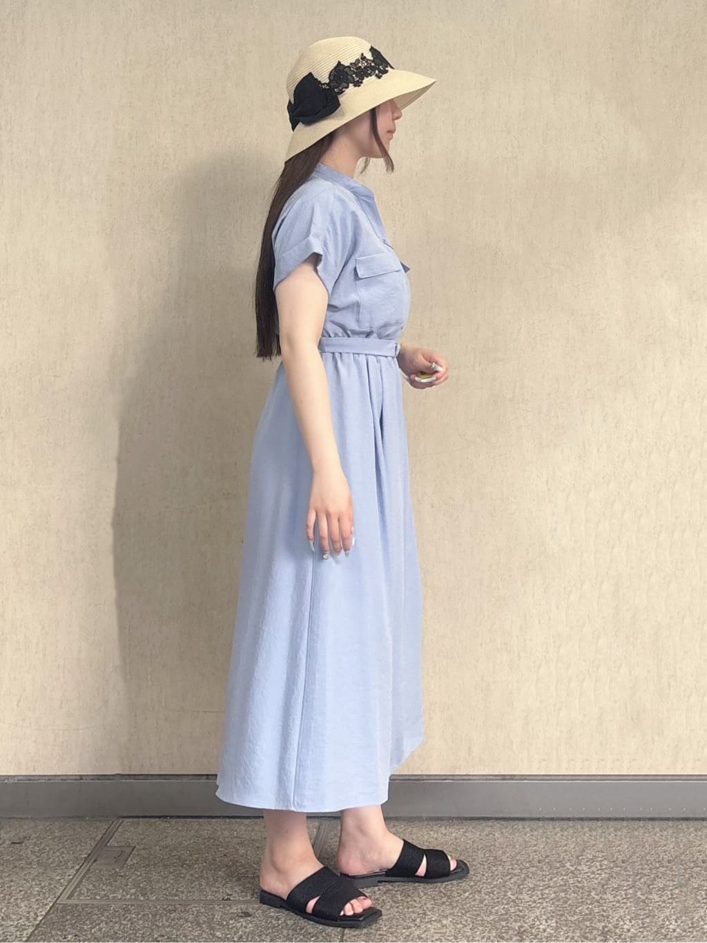 ささんの「OPAQUE.CLIP｜《7色展開／XS-LLサイズ》ダブルポケットスキッパーシャツワンピース【吸水速乾／防シワ／イージーア」を使ったコーディネート