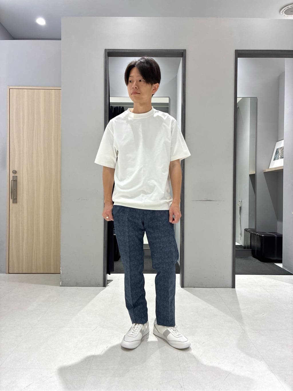 わいずみさんの「TAKEO KIKUCHI｜【抗菌防臭／5サイズ展開】ハイゲージポンチ Tシャツ」を使ったコーディネート