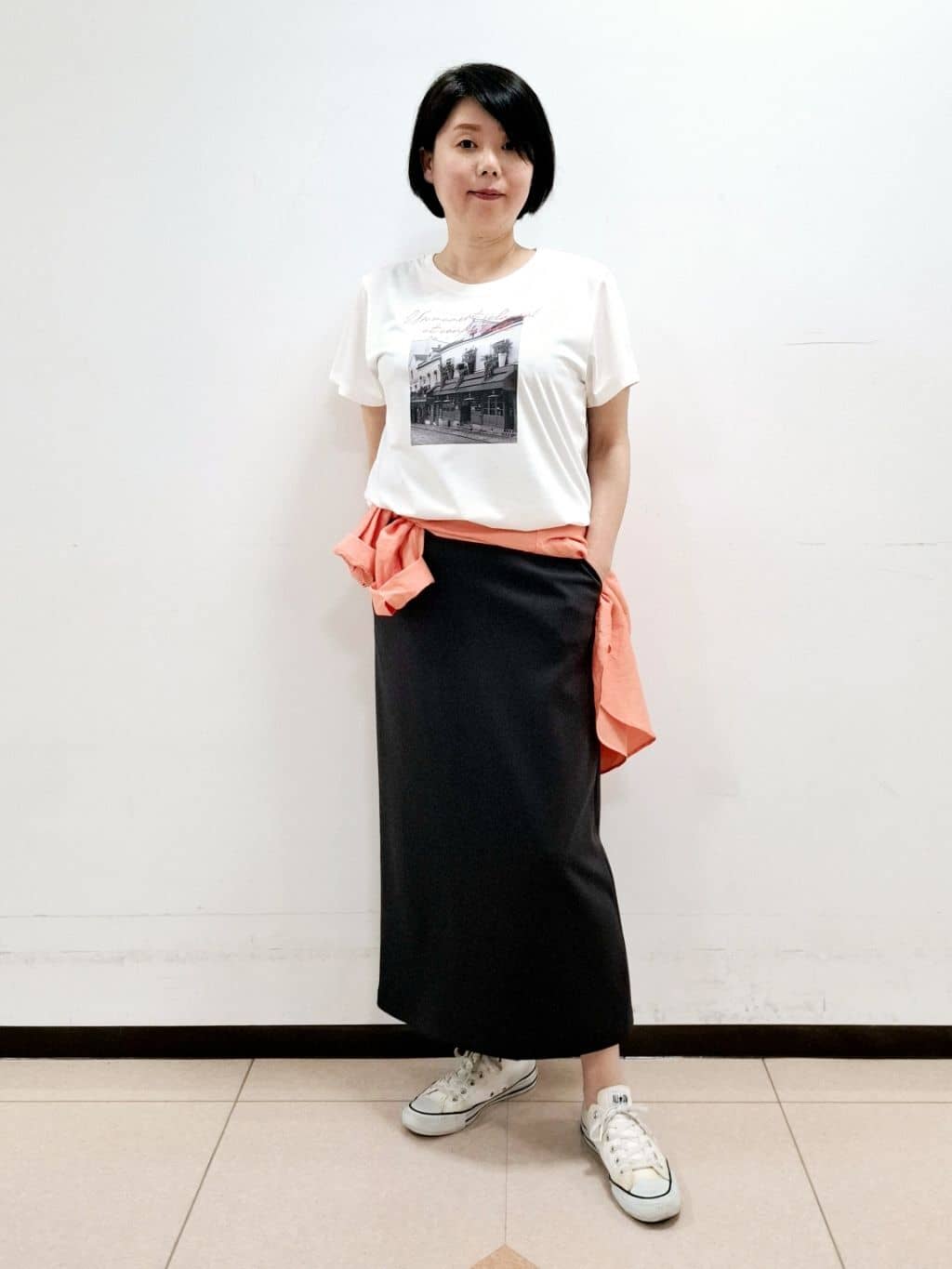 ねぎさんの「UNTITLED｜【後ろウエストゴム/ストレッチ性/オンオフ】ジャージナロースカート」を使ったコーディネート