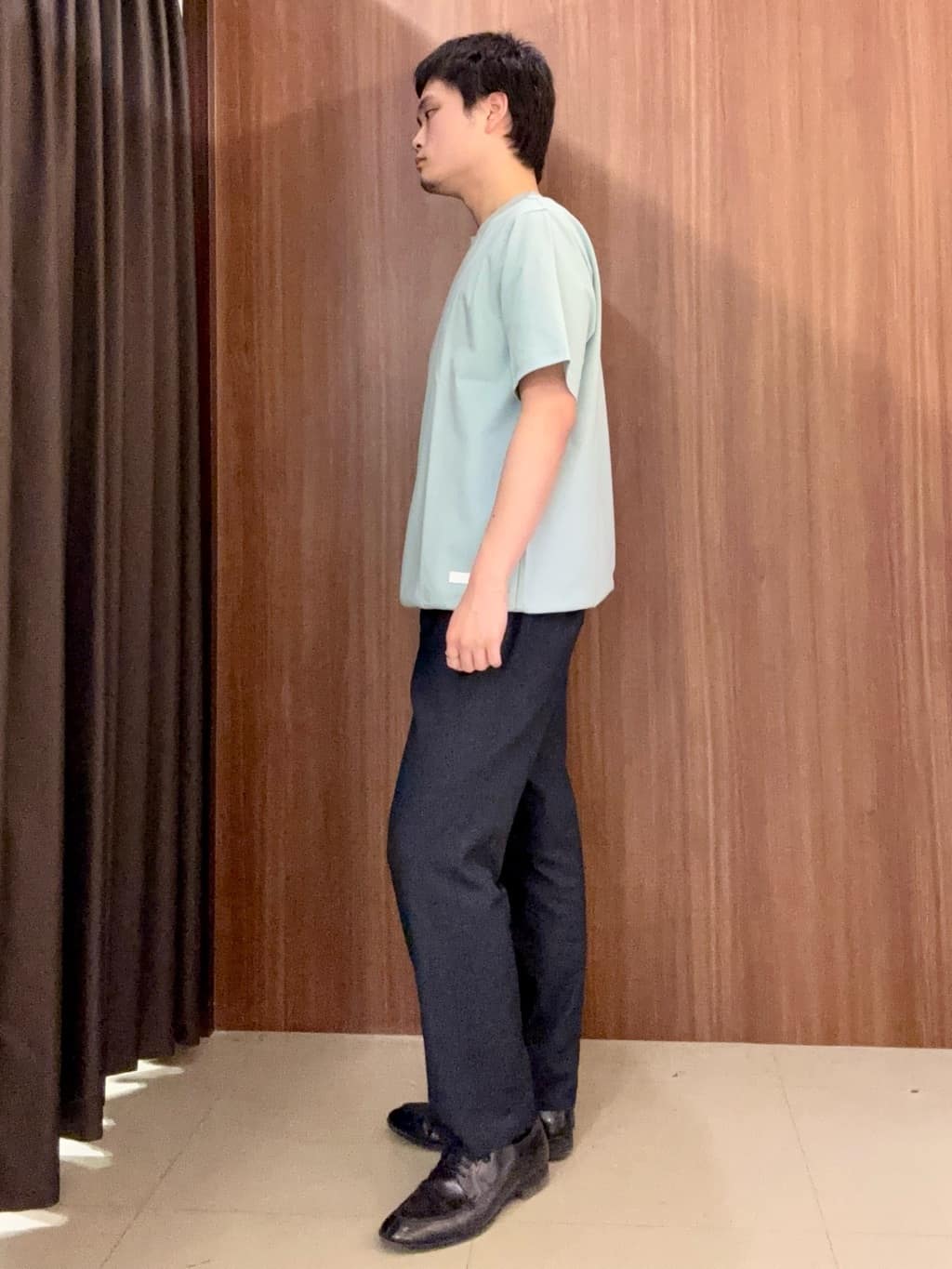 中村さんの「TAKEO KIKUCHI｜【抗菌防臭／5サイズ展開】ハイゲージポンチ Tシャツ」を使ったコーディネート