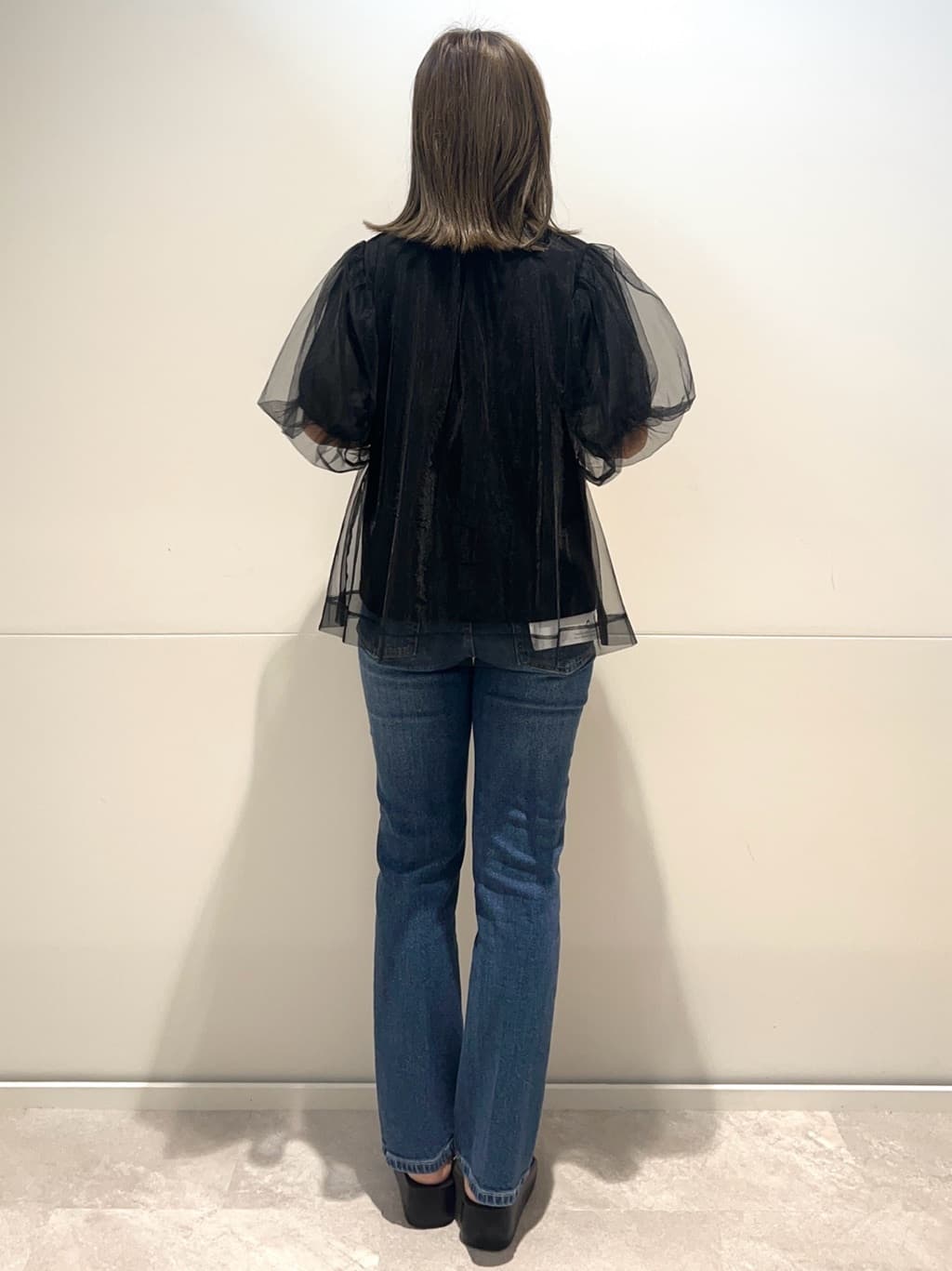 meeさんの「OPAQUE.CLIP｜◆チュールレイヤードトップス【洗濯機洗い可】」を使ったコーディネート