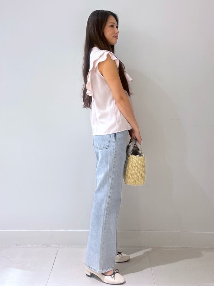 kahoさんの「index｜《丈が選べる》ストレートデニムパンツ【洗濯機洗い可】」を使ったコーディネート