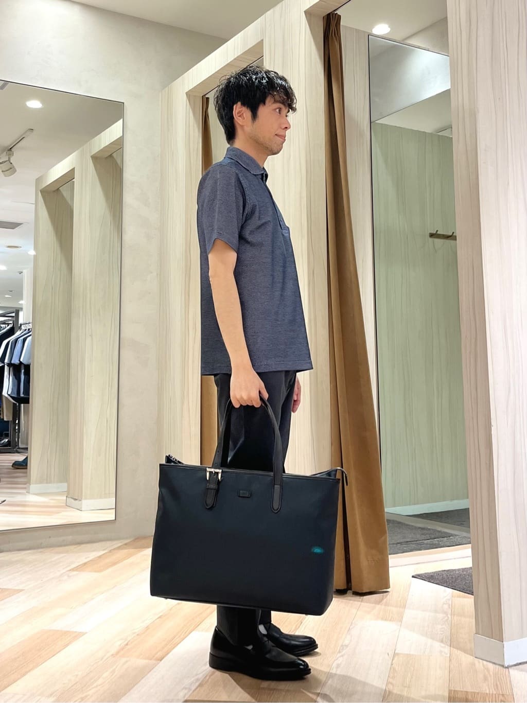 URAさんの「TAKEO KIKUCHI｜【抗菌防臭／9色5サイズ展開】ハニカムメランジ ポロシャツ」を使ったコーディネート