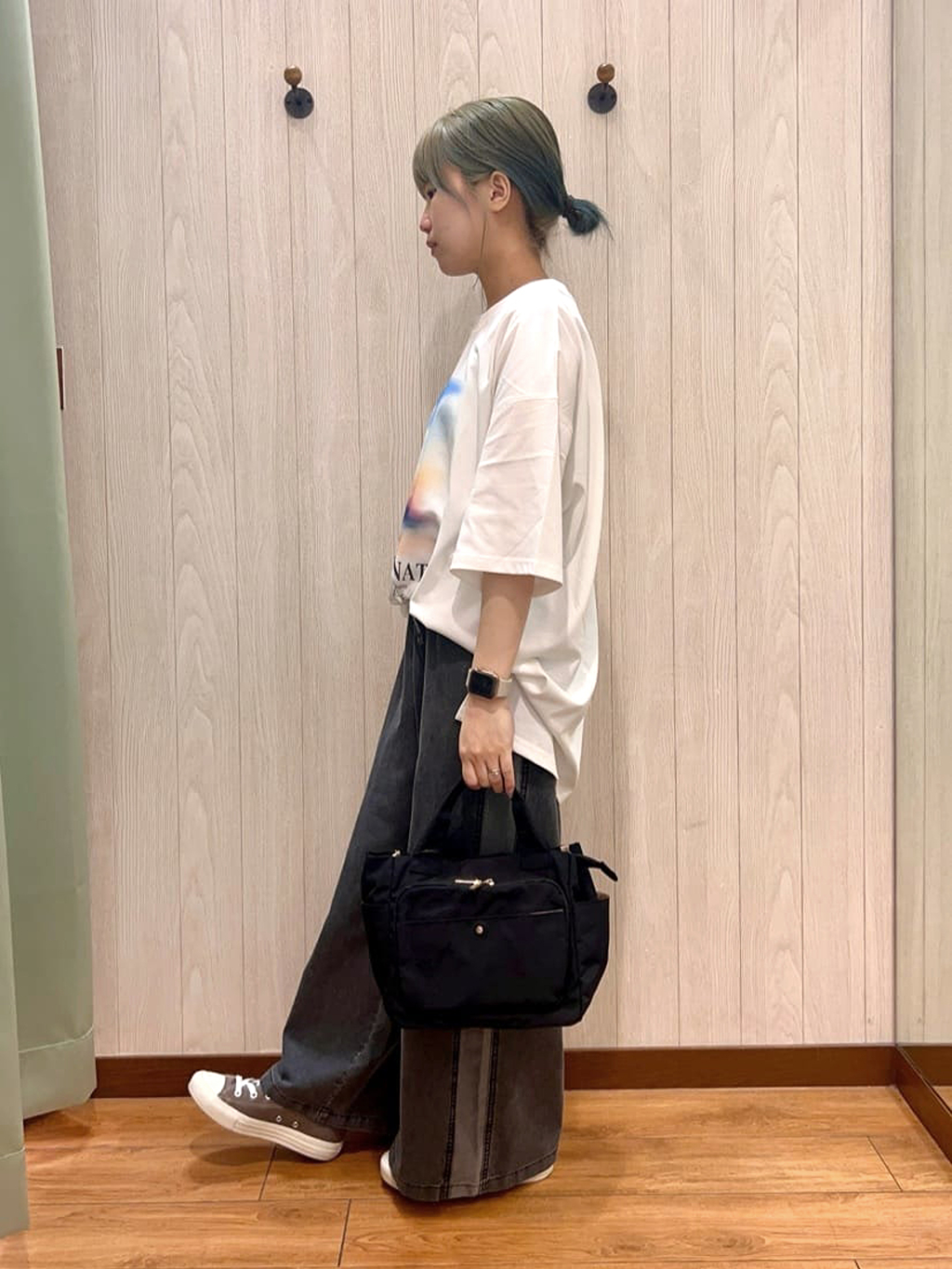 すずさんの「SHOO･LA･RUE｜【ひんやり/汗ジミ軽減/UVカット】プリントアソート BIG Tシャツ」を使ったコーディネート