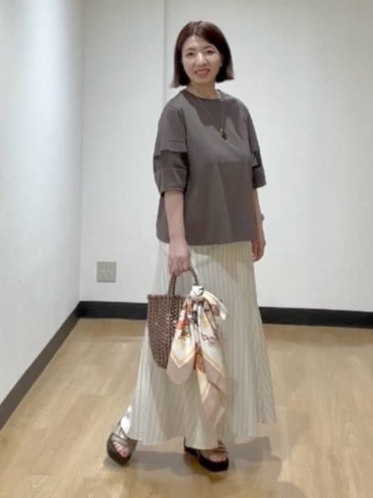 MIKIKOさんの「UNTITLED｜◆【二の腕カバー/接触冷感】袖オーガンジープルオーバー」を使ったコーディネート