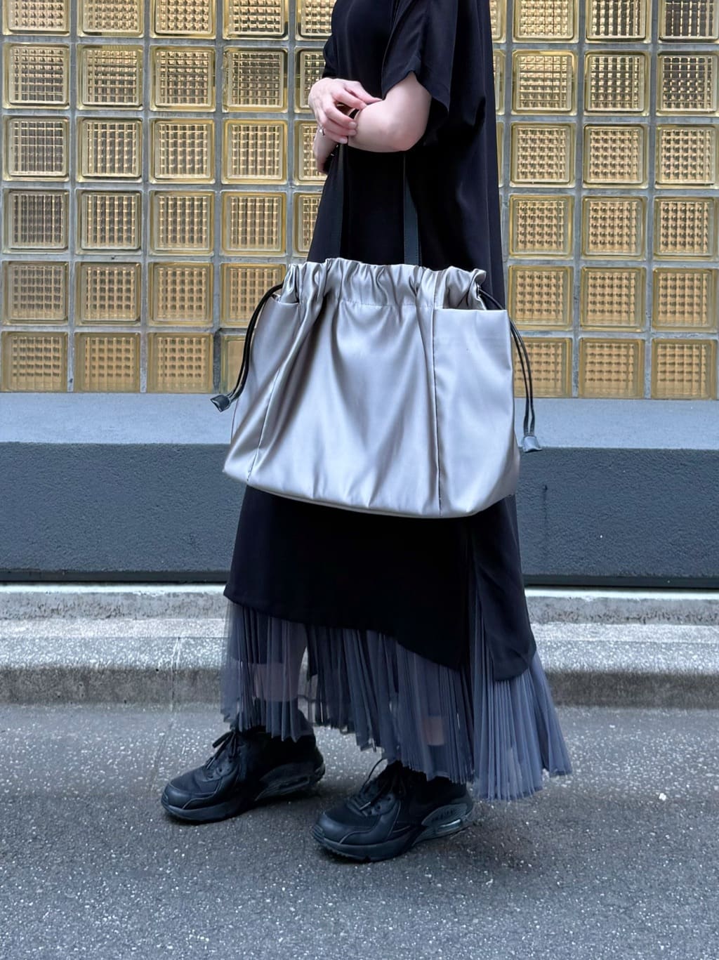 Kさんの「HIROKO HAYASHI｜LUINI SATINE（ルイーニ サティーネ）トートバッグ」を使ったコーディネート