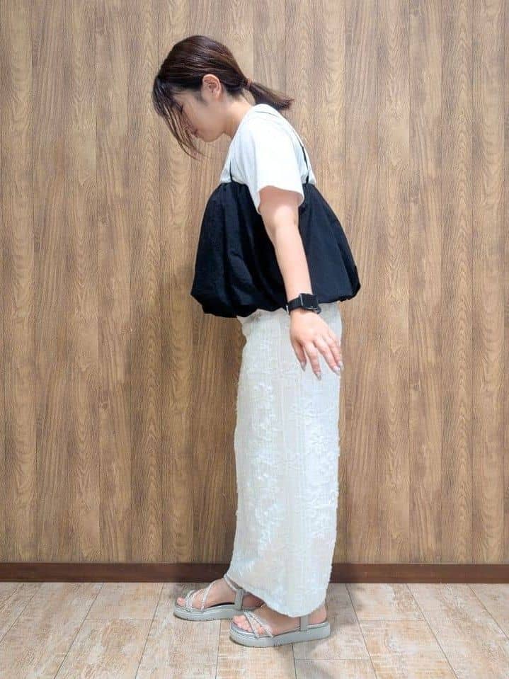 ｍｉｓａｋｉさんの「SHOO･LA･RUE｜」を使ったコーディネート