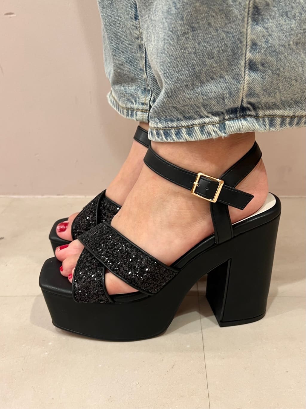 TAKAさんの「ESPERANZA｜」を使ったコーディネート