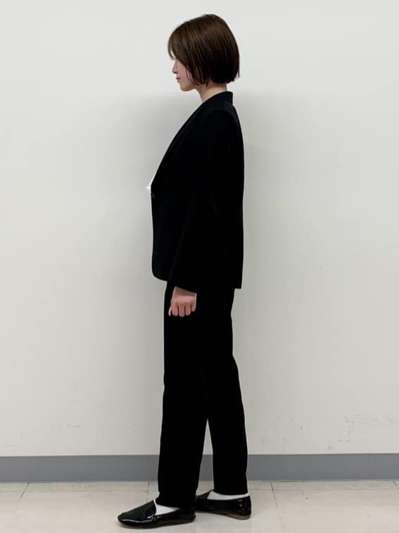 hikaruさんの「INDIVI｜【洗える／UVケア】幾何学柄＆無地ボウタイブラウス」を使ったコーディネート