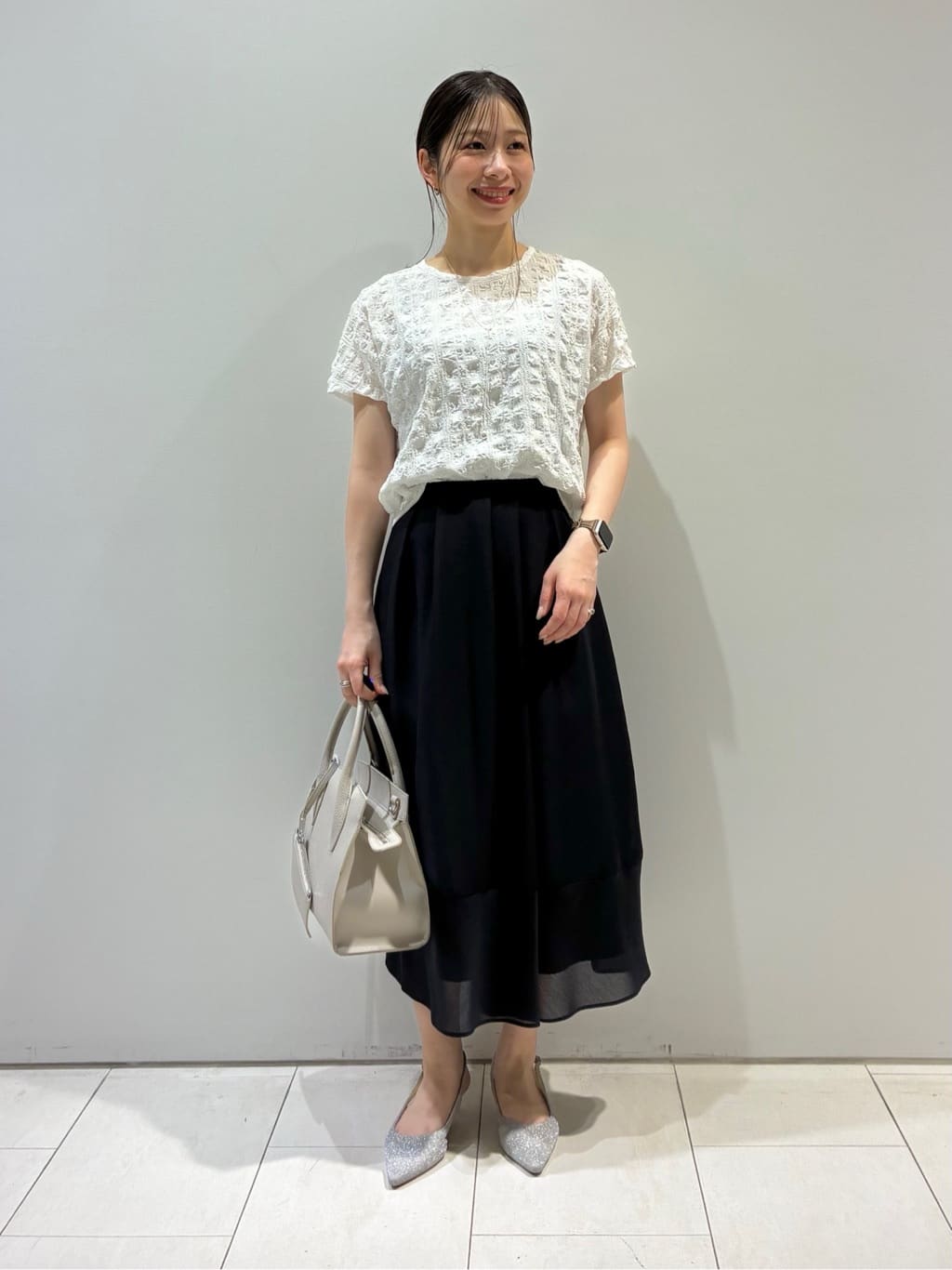 KAOさんの「INDIVI｜◆【合皮／マルチWAY／サブバッグ付】ミニショルダーバッグ」を使ったコーディネート