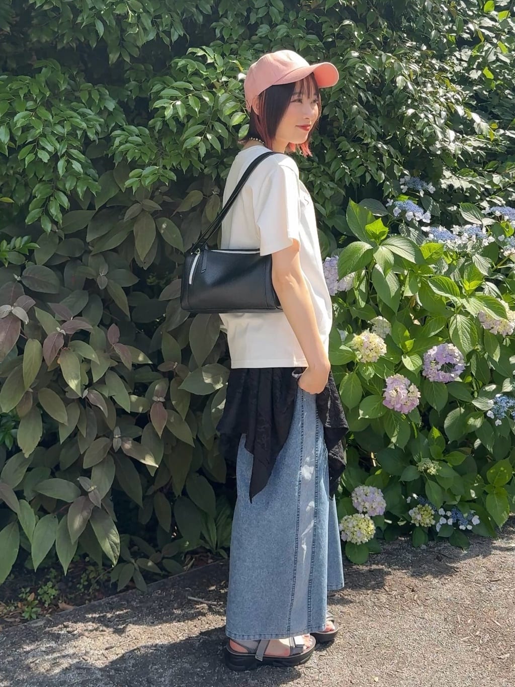𝐜𝐡𝐢𝐤𝐚さんの「SHOO･LA･RUE｜【S-LL/ひんやり/UV】選べる6柄でそれぞれ欲しくなる プリントTシャツ」を使ったコーディネート