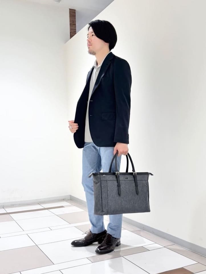 及川さんの「TAKEO KIKUCHI｜【抗菌防臭／9色5サイズ展開】ハニカムメランジ ポロシャツ」を使ったコーディネート