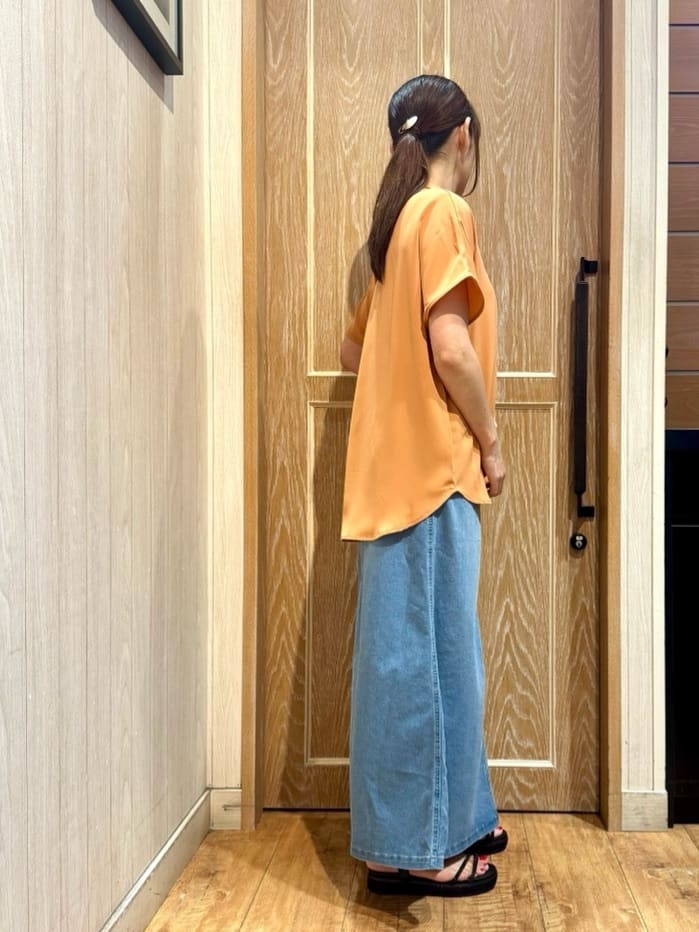 KAORIさんの「SHOO･LA･RUE｜【洗える/S-LL/プチプラ】さらっとすっきりきれい見え スキッパーブラウス」を使ったコーディネート