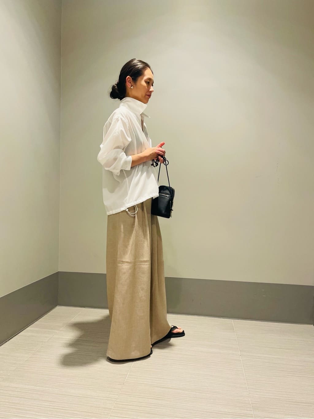 Annさんの「DRESSTERIOR｜◆シュリンクレザーマルチポーチ」を使ったコーディネート