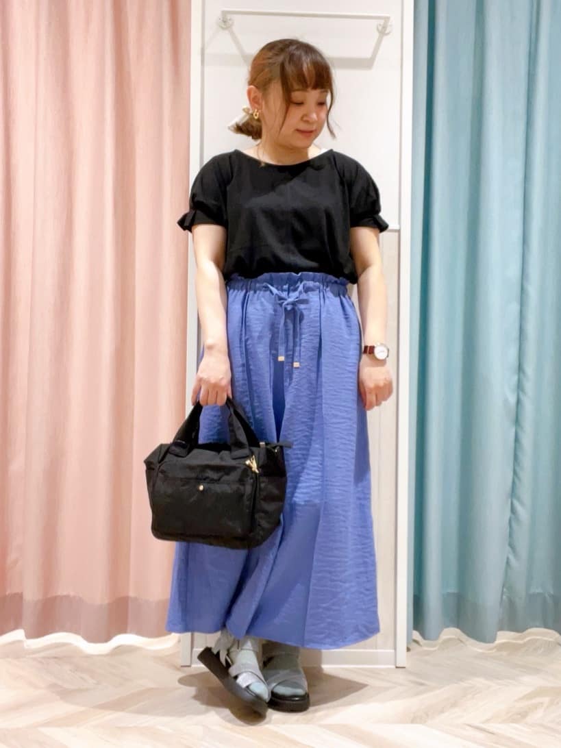 kitaさんの「SHOO･LA･RUE｜ニュアンスデザインがこなれ見え 刺繍デザイン シアーカーディガン」を使ったコーディネート