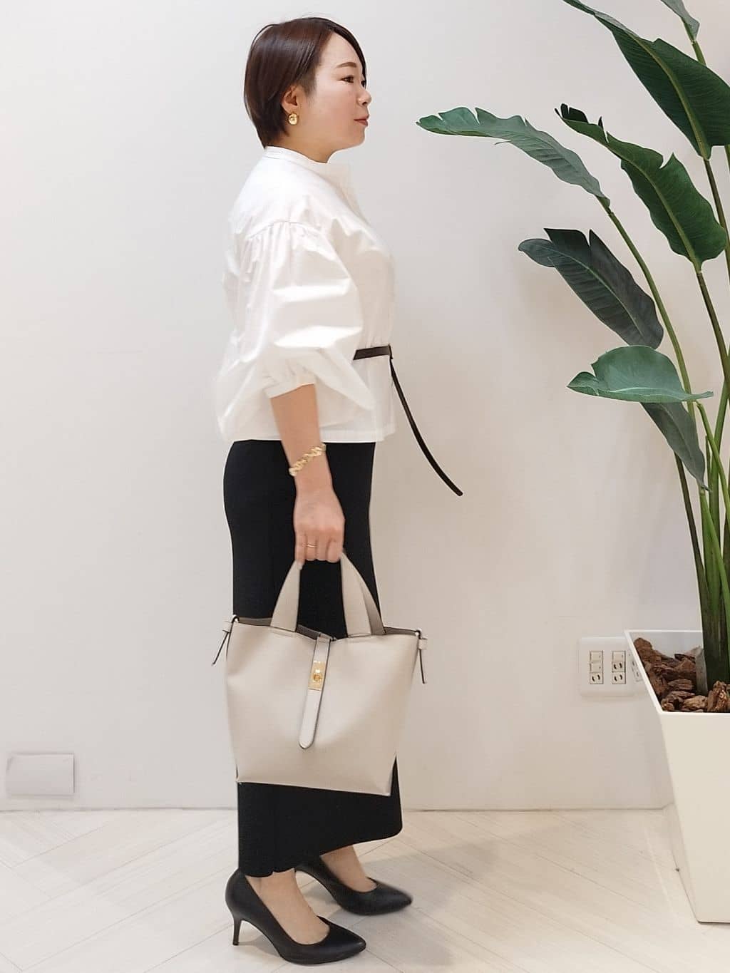 s u g iさんの「UNTITLED｜【トレンドアイテム】ソフトナローベルト」を使ったコーディネート