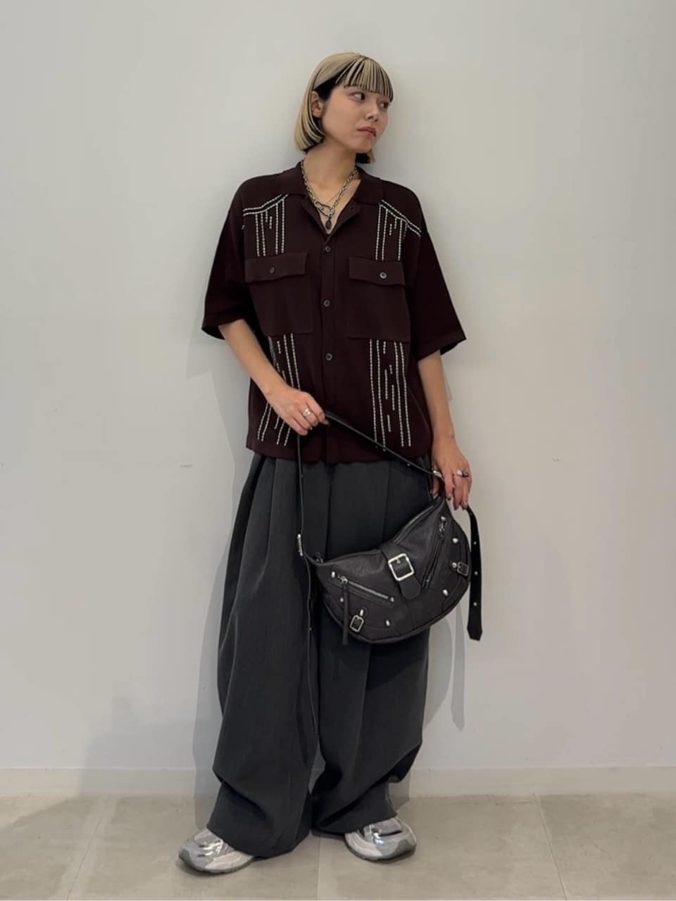 川本葵さんの「tk.TAKEO KIKUCHI｜ウェスタンポロカーディガン」を使ったコーディネート