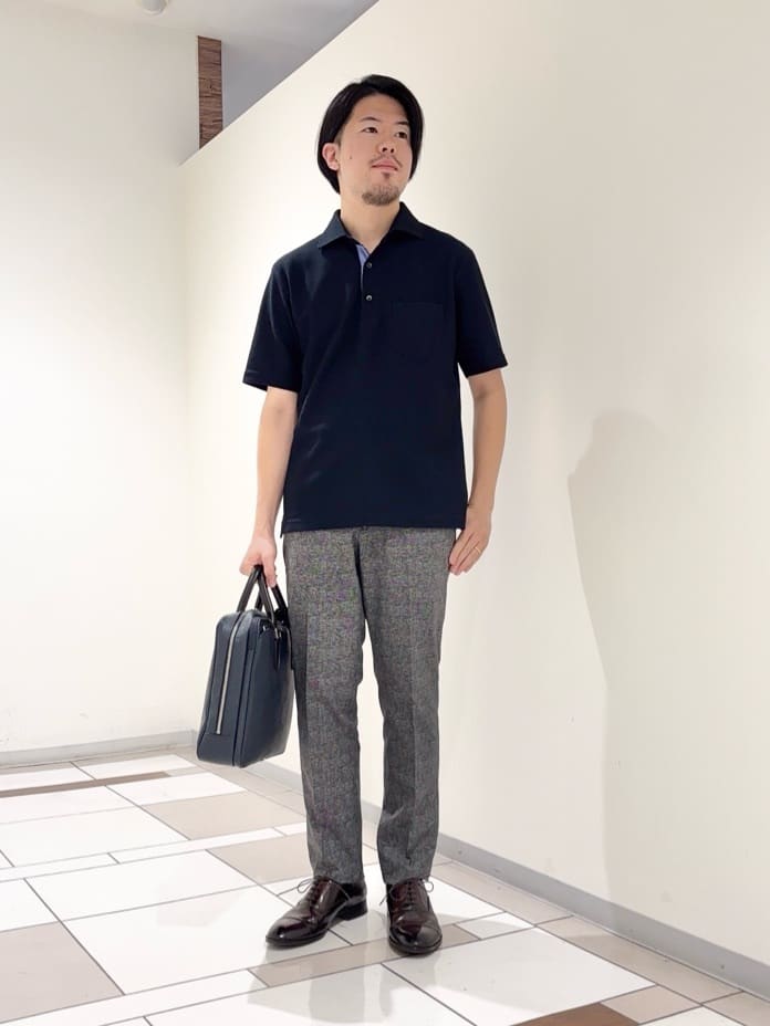 及川さんの「TAKEO KIKUCHI｜【抗菌防臭／9色5サイズ展開】ハニカムメランジ ポロシャツ」を使ったコーディネート