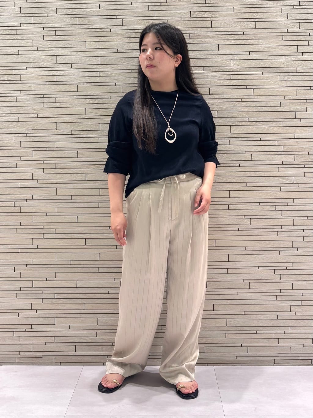 MEGUMIさんの「INDIVI｜」を使ったコーディネート