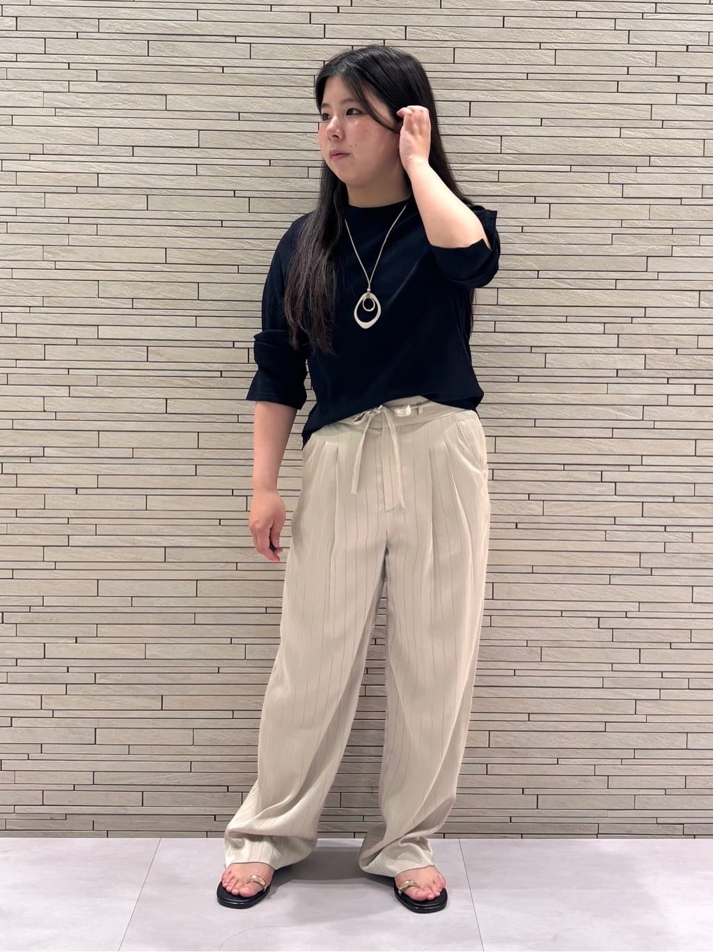 MEGUMIさんの「INDIVI｜」を使ったコーディネート
