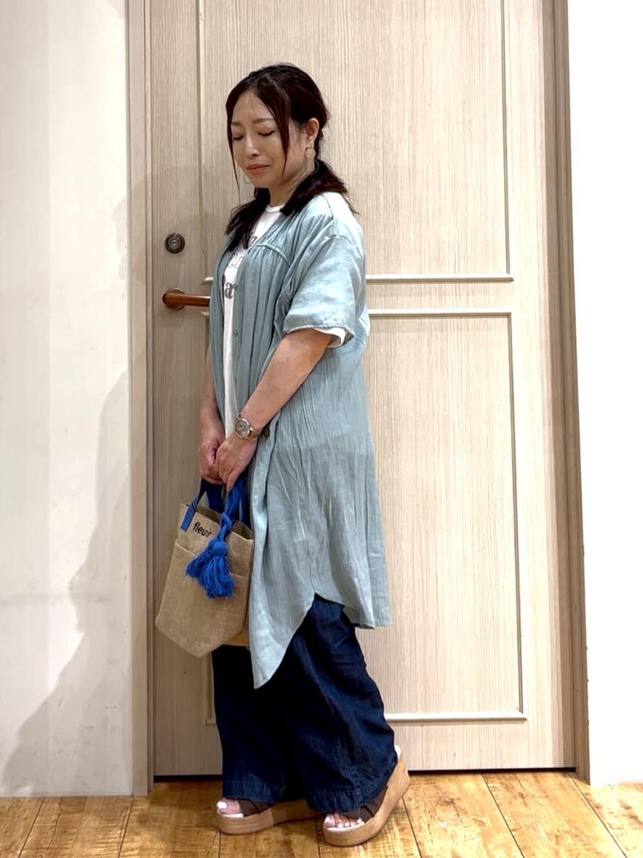 kanaさんの「SHOO･LA･RUE｜◆【S-LL】シャーリングが目を惹く 羽織れるスラブチュニック」を使ったコーディネート