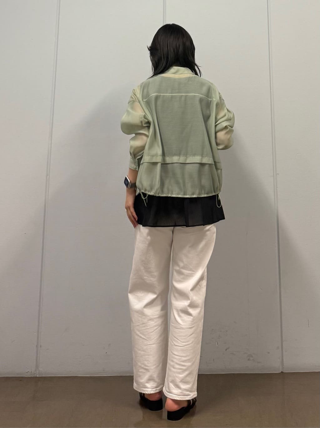 mizukiさんの「INDIVI｜【洗える／レイヤードにも活躍】ペプラムインナートップス」を使ったコーディネート