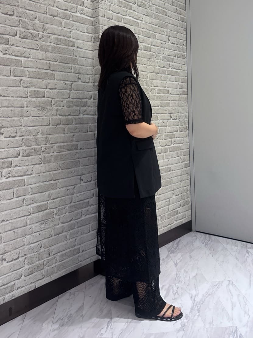 Akiさんの「INDIVI｜」を使ったコーディネート