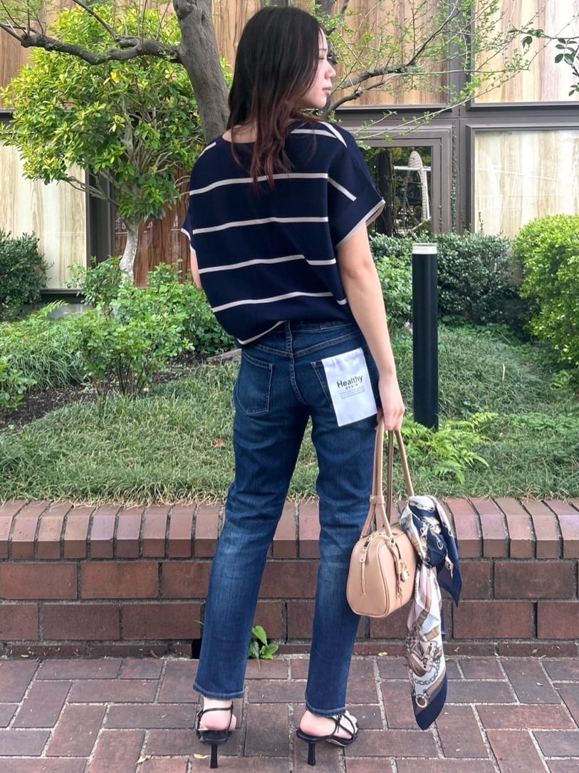 マリナさんの「UNTITLED｜【Healthy DENIM&times;UNTITLED】別注 R Mrytle（リマートル）テーパードデニム」を使ったコーディネート