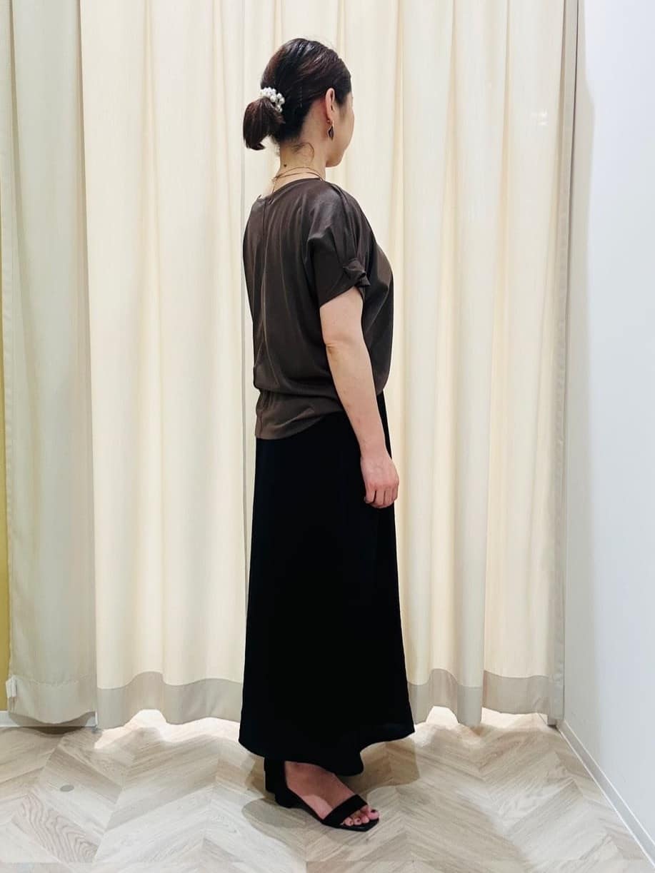 ちはるさんの「SHOO･LA･RUE｜【S-LL/UV/プチプラ】お袖タックで好印象 デザインTシャツ」を使ったコーディネート