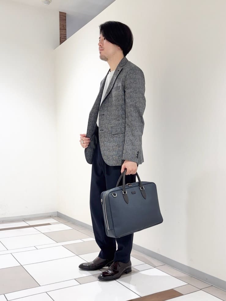 及川さんの「TAKEO KIKUCHI｜【抗菌防臭】COOL DOTS（R）ドビープリント ジャケット」を使ったコーディネート