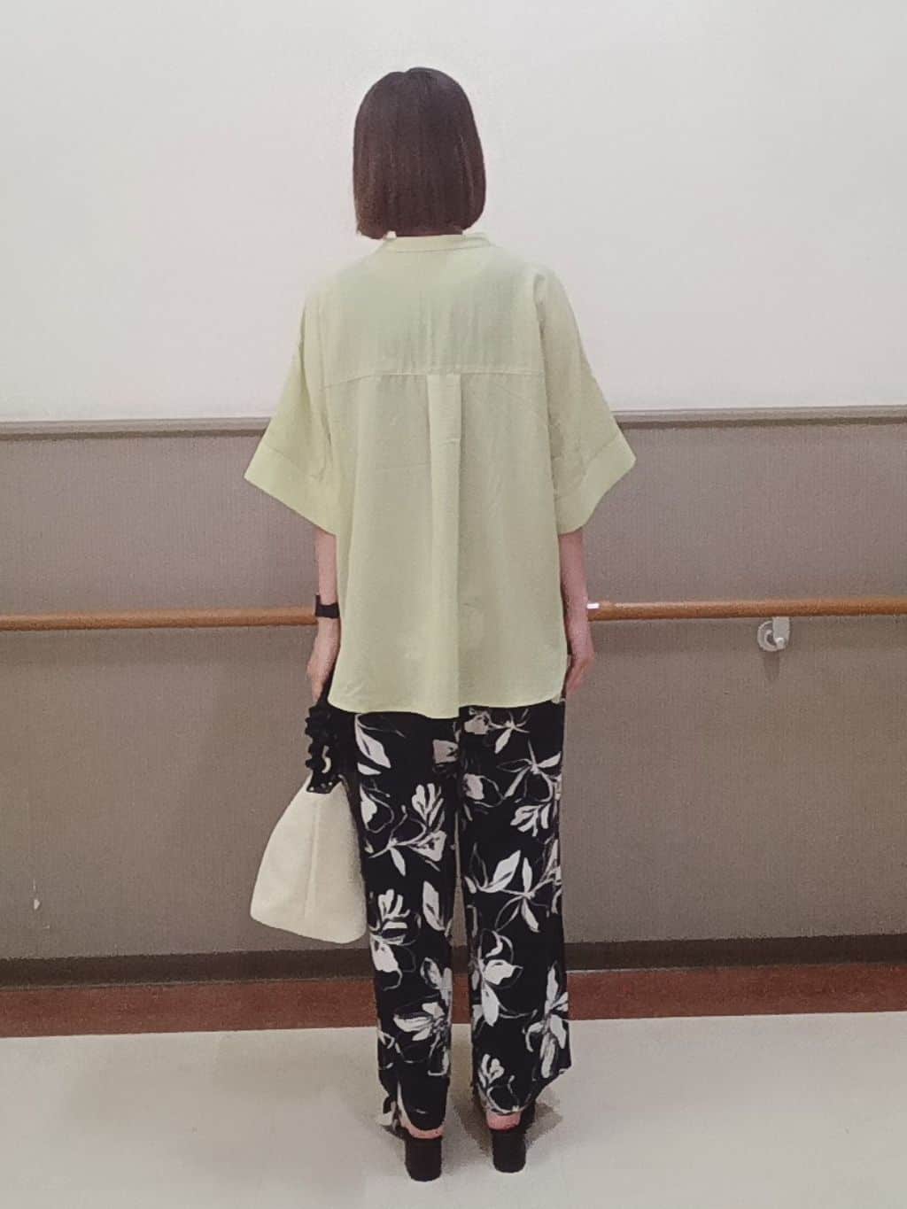 hamさんさんの「THE SHOP TK｜◆ドルマンブラウス【7色展開/洗濯機OK/体型カバー】」を使ったコーディネート