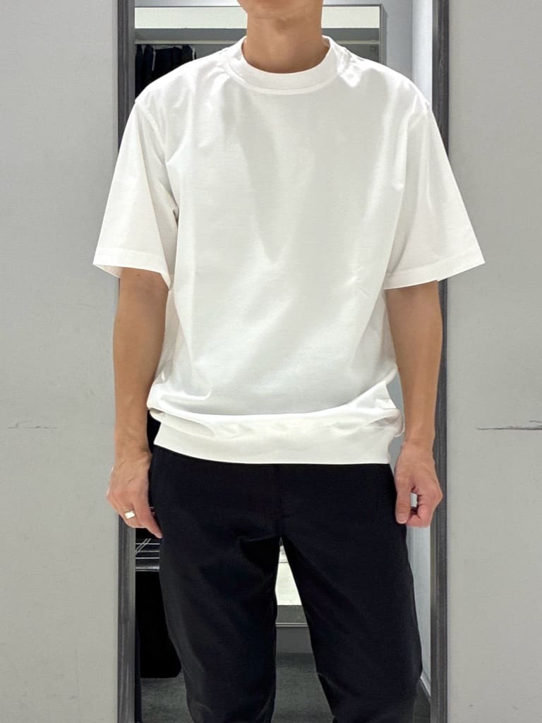 わいずみさんの「TAKEO KIKUCHI｜【抗菌防臭／5サイズ展開】ハイゲージポンチ Tシャツ」を使ったコーディネート