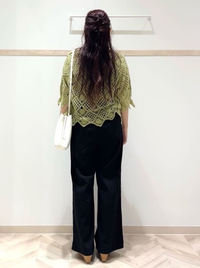 nanaさんの「SHOO･LA･RUE｜【2WAY】大人のほんのり甘いスタイルに クロシェレースカーディガン」を使ったコーディネート