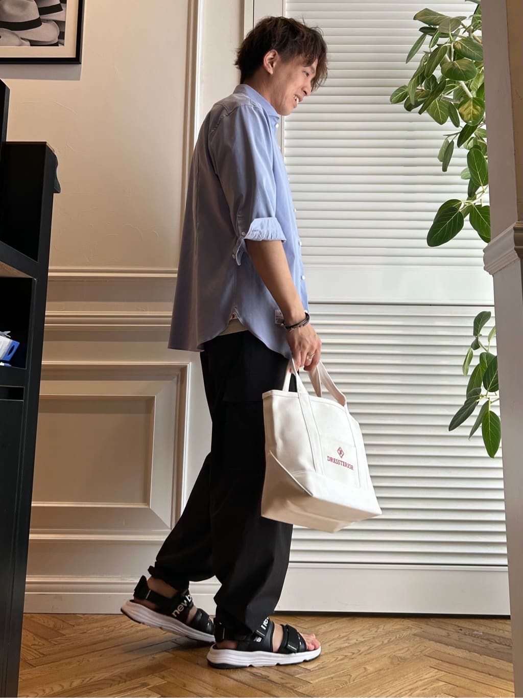 須田　慎二郎さんの「DRESSTERIOR｜」を使ったコーディネート