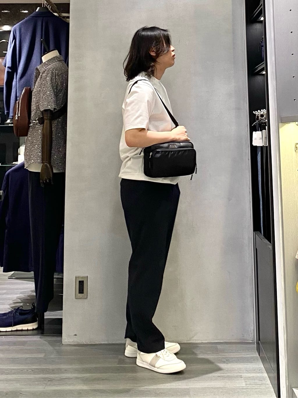 nishiさんの「TAKEO KIKUCHI｜【抗菌防臭／5サイズ展開】ハイゲージポンチ Tシャツ」を使ったコーディネート