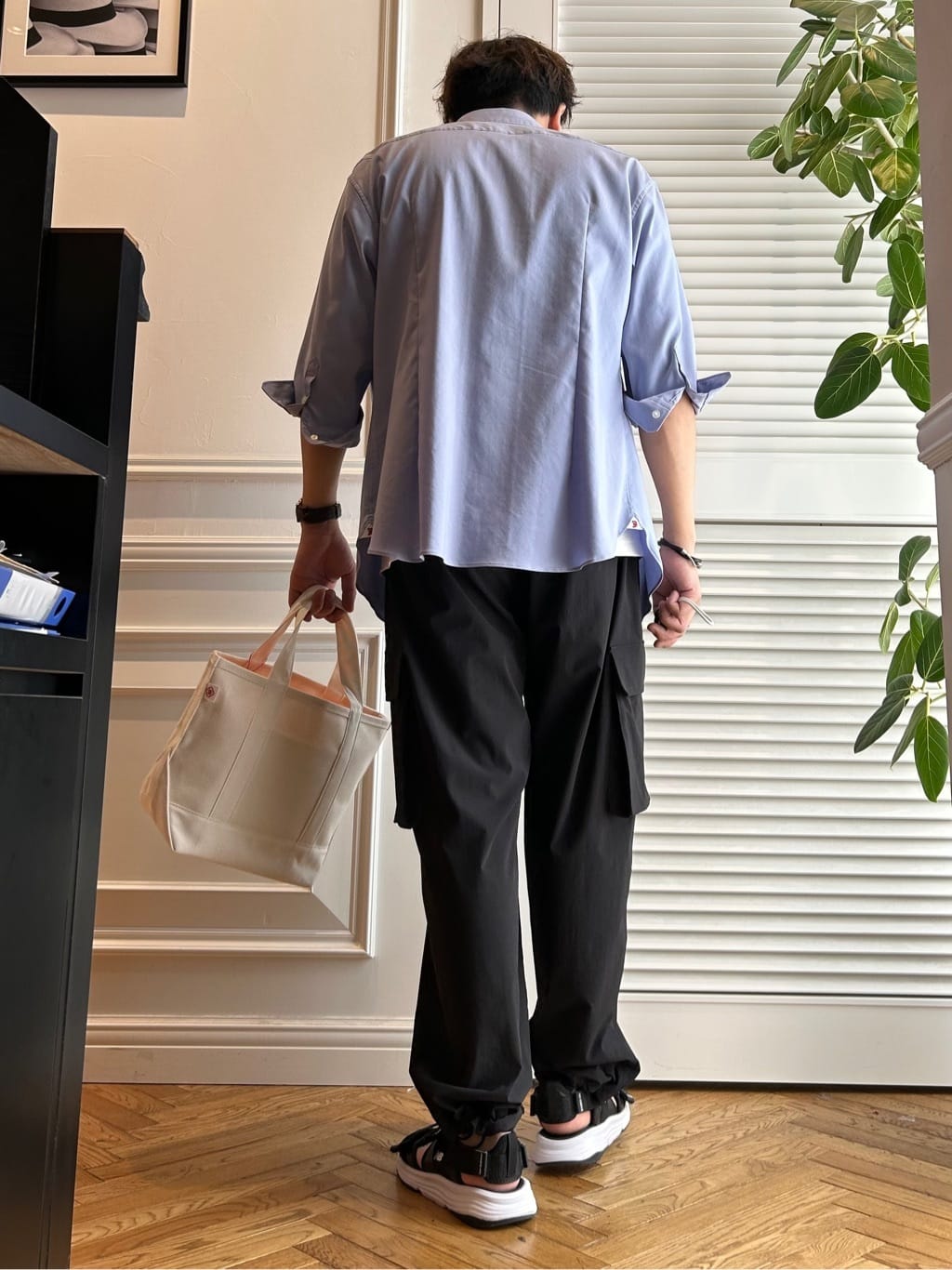 須田　慎二郎さんの「DRESSTERIOR｜」を使ったコーディネート