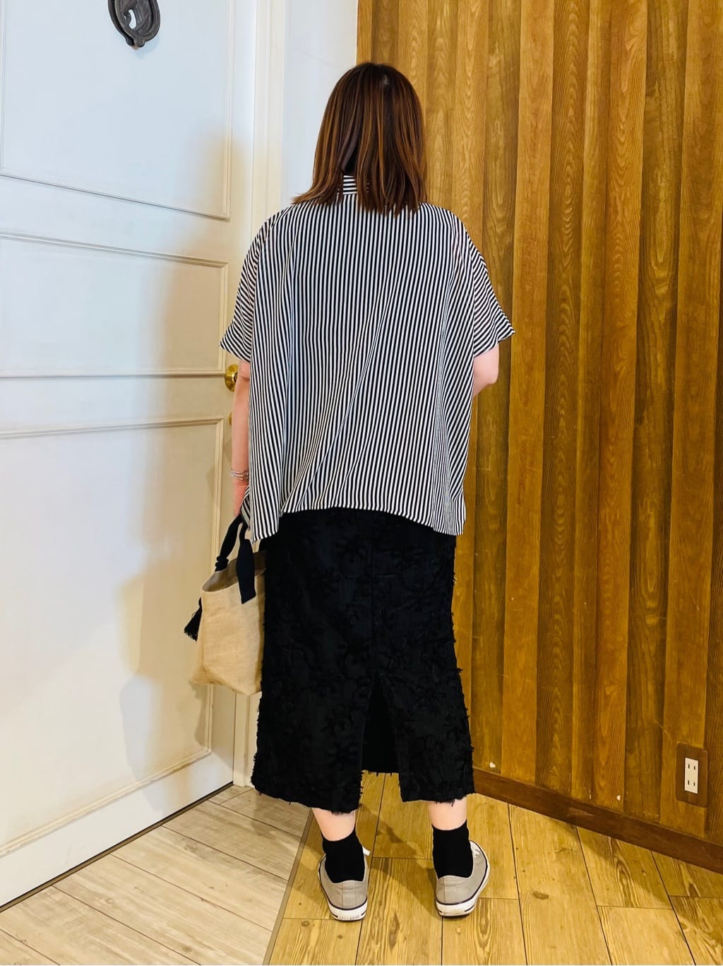 ちえさんの「SHOO･LA･RUE｜◆【洗える/S-LL】色違いで揃えたい テレコリブタンクトップ」を使ったコーディネート