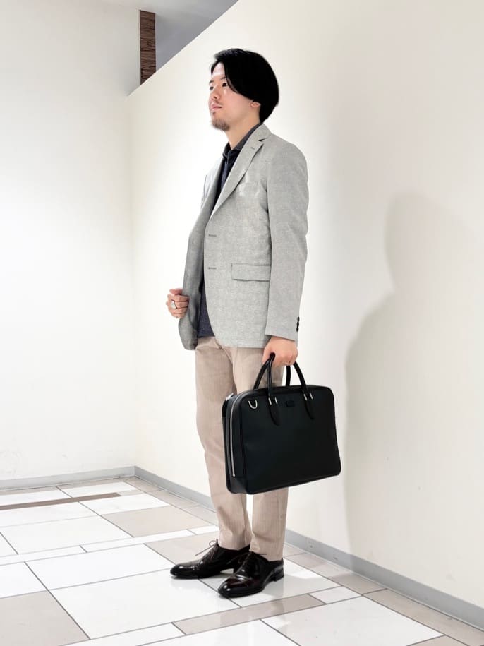 及川さんの「TAKEO KIKUCHI｜【抗菌防臭】COOL DOTS（R）ドビープリント ジャケット」を使ったコーディネート
