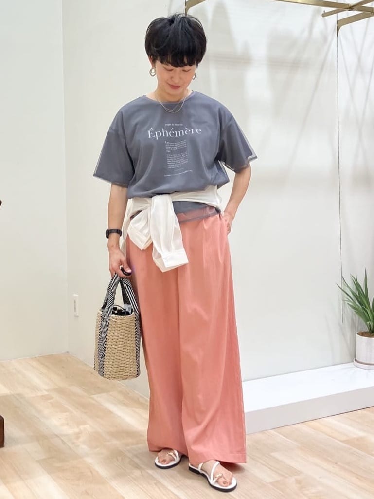 Keiさんの「grove｜【嬉しい機能付き】やわらかドライタッチフレンチスリーブニット」を使ったコーディネート