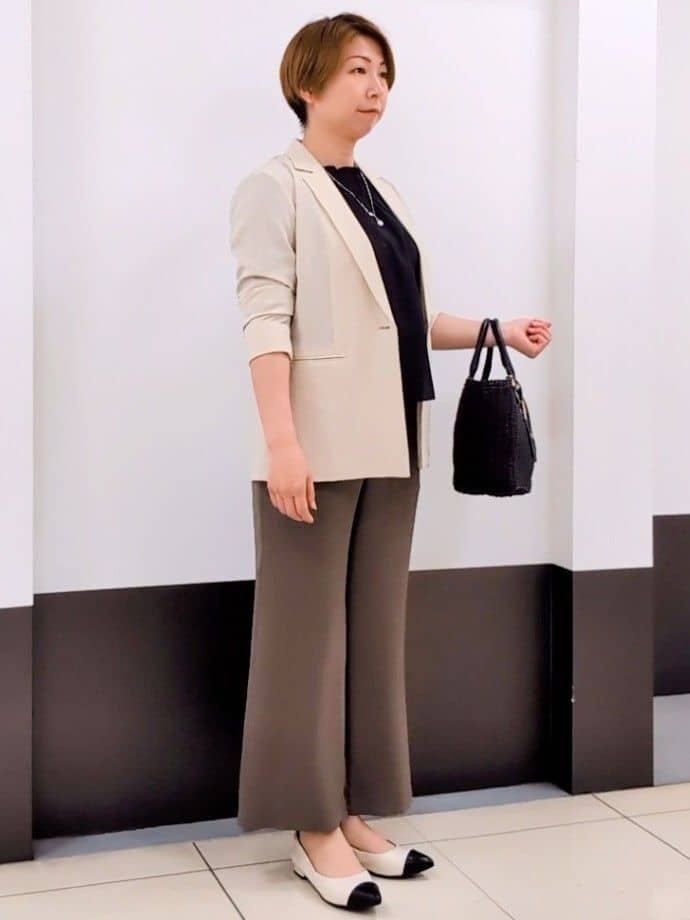 じゅりさんの「Reflect｜◆【マシンウォッシュ可／セットアップ可／通勤におすすめ】ドライタッチジャケット」を使ったコーディネート