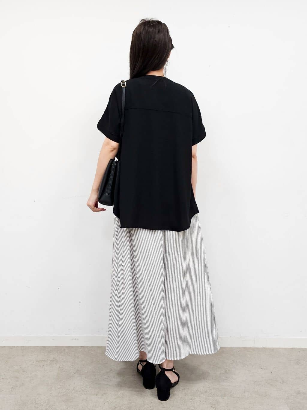 ゆゆさんの「SHOO･LA･RUE｜【洗える/プチプラ】大人の抜け感をプラスする バンドカラーシャツ」を使ったコーディネート
