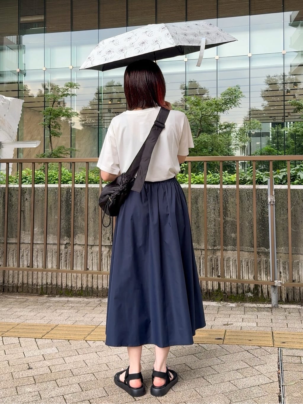 𝐜𝐡𝐢𝐤𝐚さんの「SHOO･LA･RUE｜【S-LL/ひんやり/UV】選べる6柄でそれぞれ欲しくなる プリントTシャツ」を使ったコーディネート